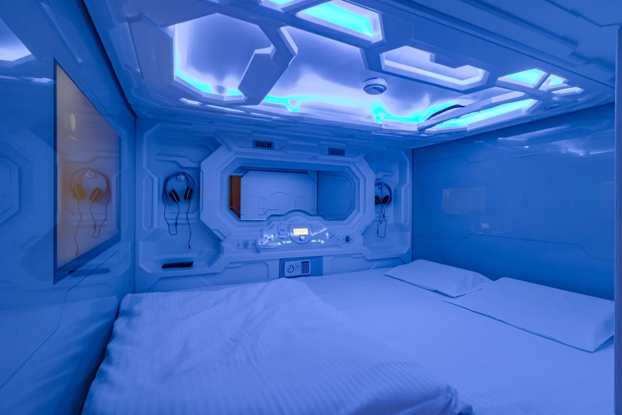 Caps Lock Future Hotel Astana Ngoại thất bức ảnh