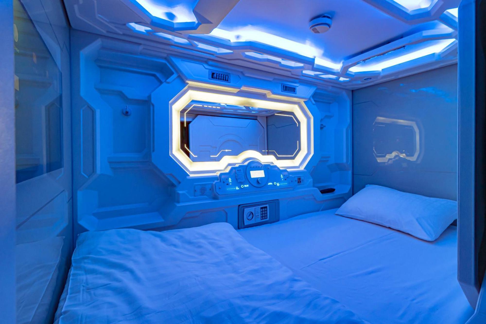 Caps Lock Future Hotel Astana Ngoại thất bức ảnh